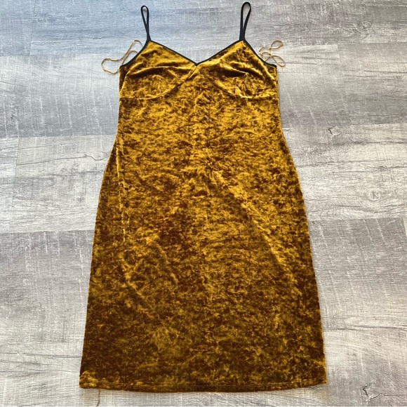 1.State Womens Velvet Slip Dress Mustard Yellow Size L - Picture 3 of 13